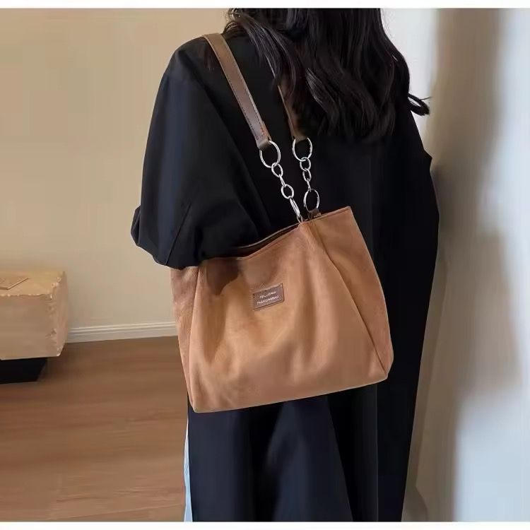 Liana Bag – شنطة ليانا
