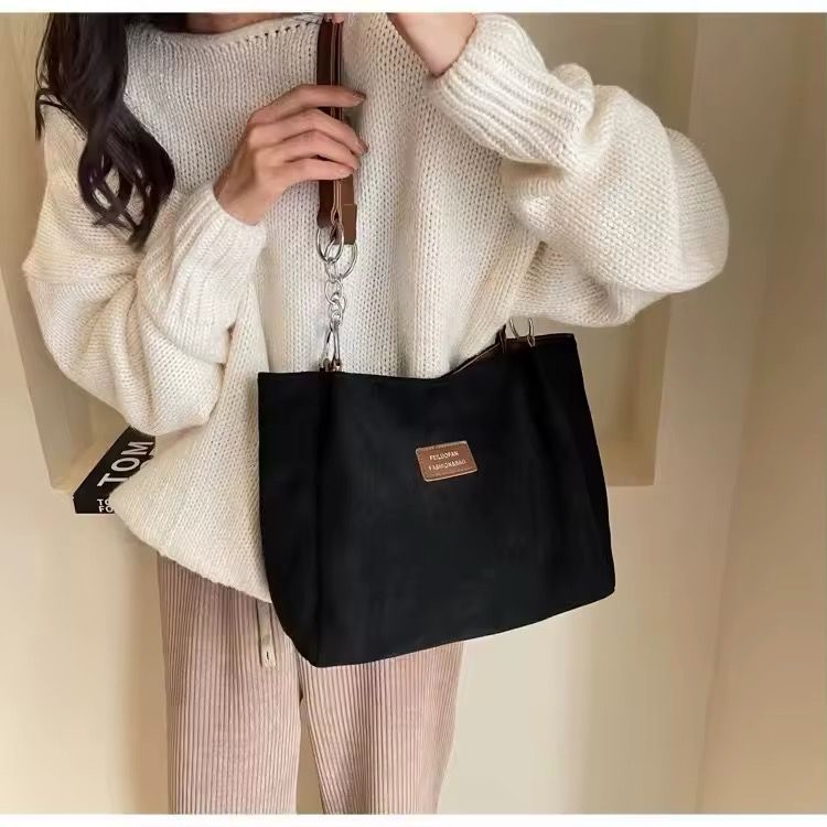 Liana Bag – شنطة ليانا
